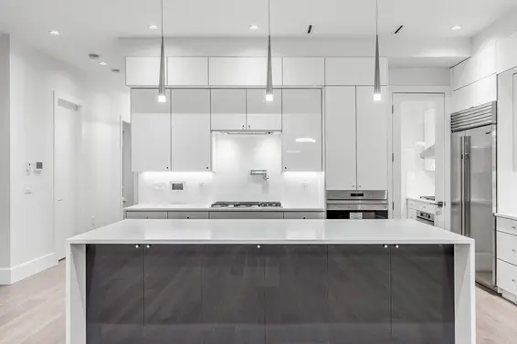 Kitchen - 528 East 11th Street, North Vancouver  