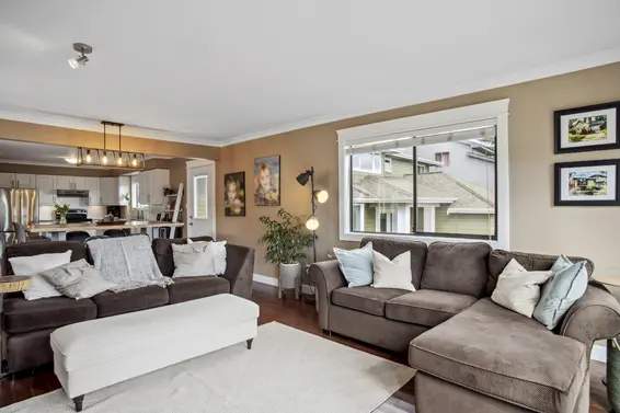 4054 Cummins Place, North Vancouver For Sale - image 17