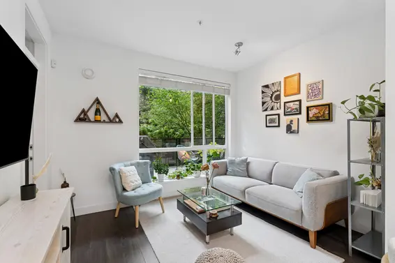 123 723 West 3rd Street, North Vancouver For Sale - image 1