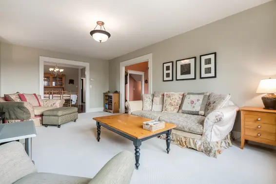 424 East Keith Road, North Vancouver For Sale - image 12