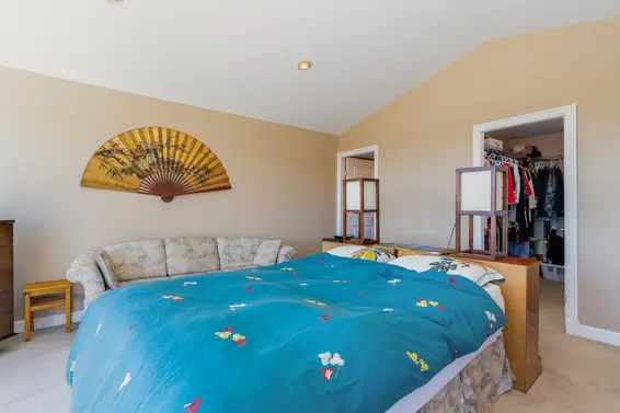 1070 Chamberlain Drive, North Vancouver For Sale - image 35