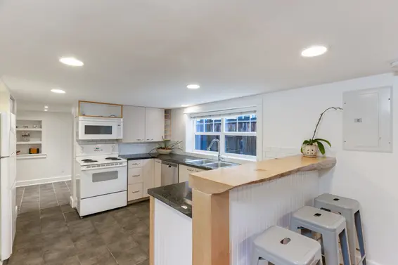 637 West 15th Street, North Vancouver For Sale - image 28