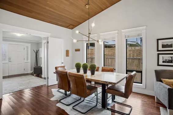 4054 Cummins Place, North Vancouver For Sale - image 11