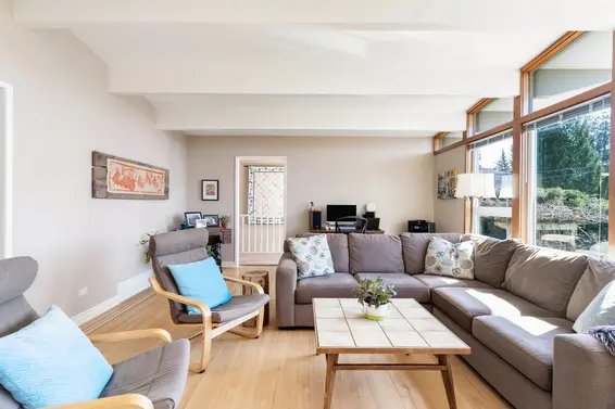 408 West St James Road, North Vancouver For Sale - image 3