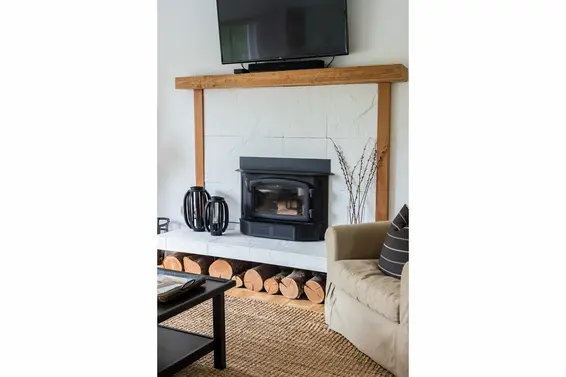 2178 Hyannis Drive, North Vancouver For Sale - image 2