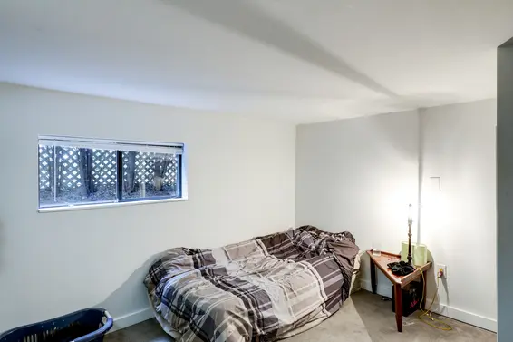 Suite Bedroom - 312 East 27th Street, North Vancouver  