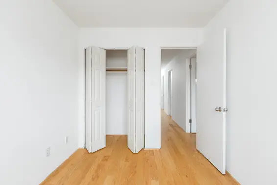 801-555 W 28th Street, North Vancouver - Bedroom 2  