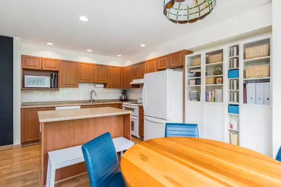 5 229 East 8th Street, North Vancouver For Sale - image 12