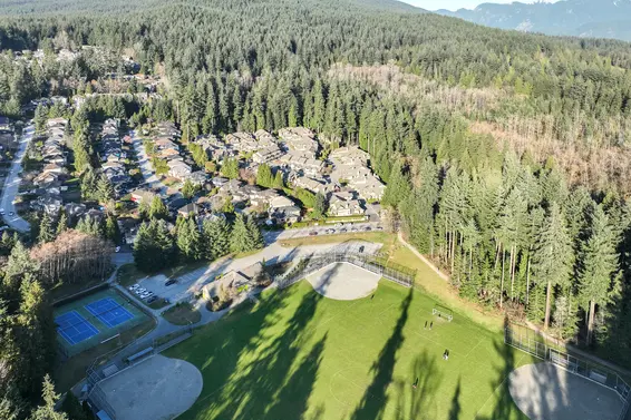 5 1550 Larkhall Crescent, North Vancouver For Sale - image 42