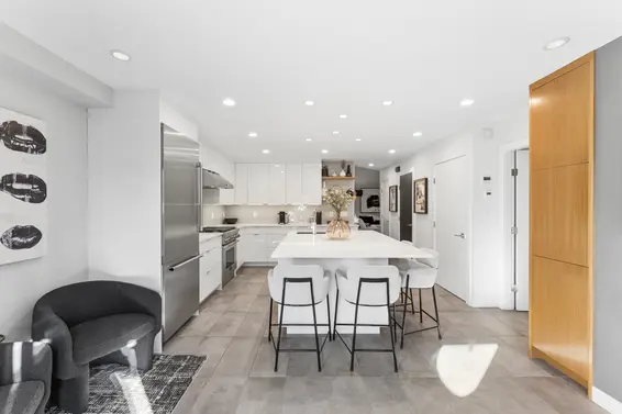 5 1550 Larkhall Crescent, North Vancouver For Sale - image 6