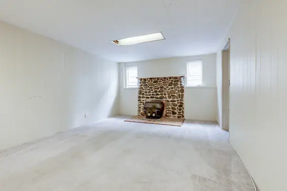 1043 Whitchurch Street, North Vancouver For Sale - image 24