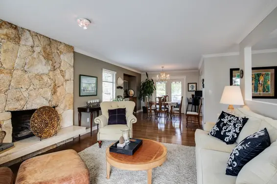 2948 Dresden Way, North Vancouver For Sale - image 5