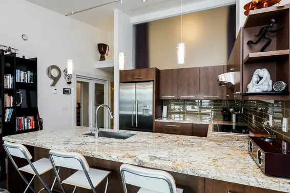 Kitchen | 402 - 650 Evergreen Place  