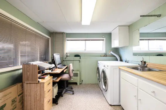 Laundry Room 2  - 502 East 18th Street, North Vancouver  