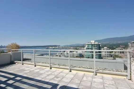 Rooftop Deck - 2303-188 East Esplanade, North Vancouver  