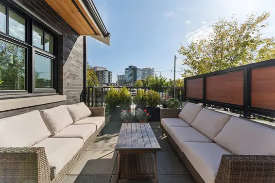 19 1960 Glenaire Drive, North Vancouver For Sale - image 16