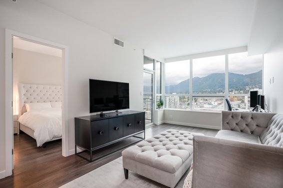 1509 112 East 13th Street, North Vancouver