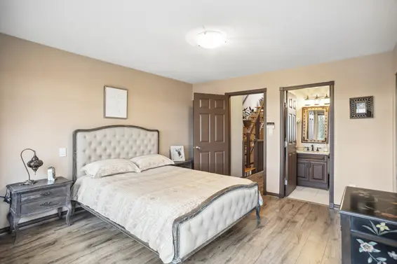 302 East 6th Street, North Vancouver For Sale - image 18