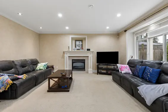 418 East 13th Street, North Vancouver For Sale - image 20