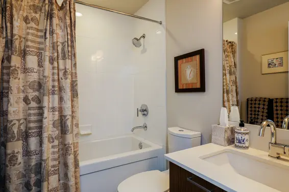 Bathroom - 415 1330 Marine Drive  