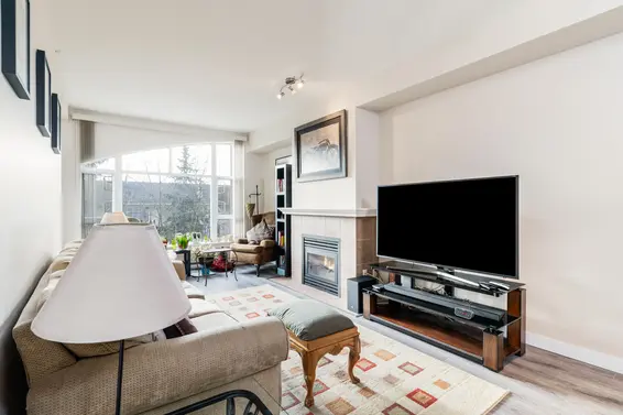 417 3600 Windcrest Drive, North Vancouver For Sale - image 3