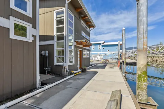 16 415 West Esplanade, North Vancouver For Sale - image 48