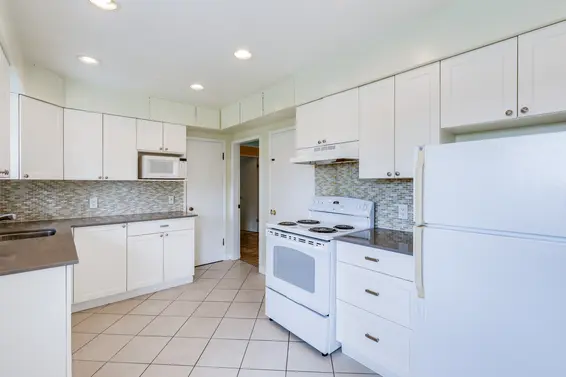 1043 Whitchurch Street, North Vancouver For Sale - image 11