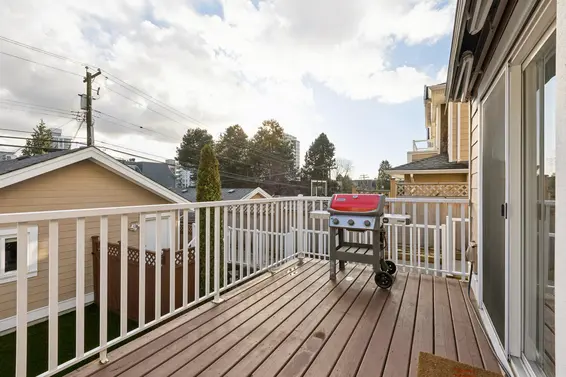 205 East 18th Street, North Vancouver For Sale - image 38
