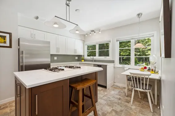 1380 Doran Road, North Vancouver For Sale - image 10