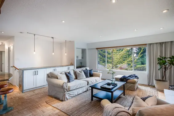 2178 Hyannis Drive, North Vancouver For Sale - image 5