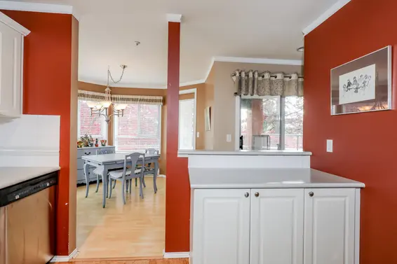 Kitchen - 214-128 West 8th Street, North Vancouver  