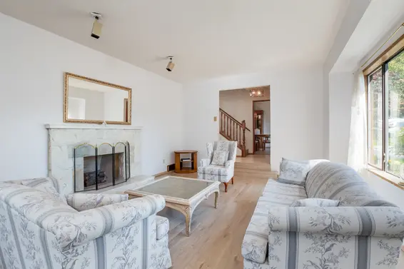 2910 Mary Kirk Place, North Vancouver For Sale - image 3