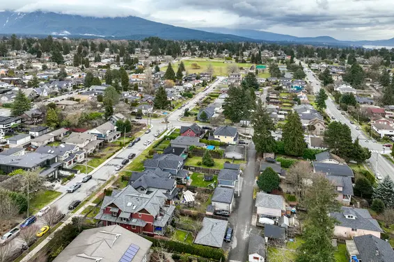 341 East 14th Street, North Vancouver For Sale - image 61