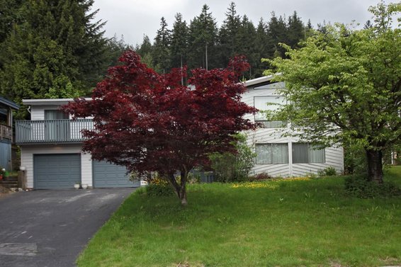 524 East Braemar Road, North Vancouver
