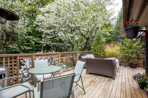 5617 White Pine Lane, North Vancouver