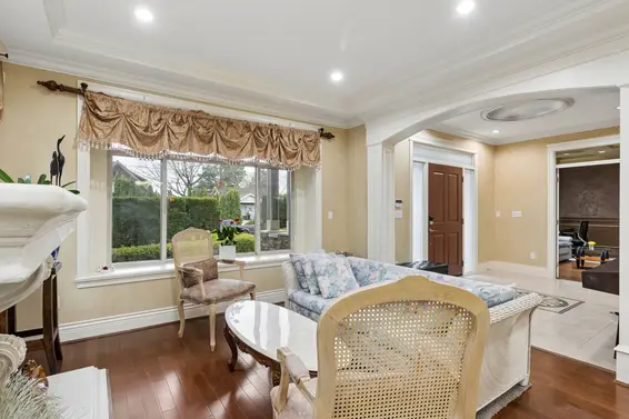 418 East 13th Street, North Vancouver For Sale - image 5