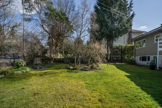408 West St James Road, North Vancouver For Sale - image 39