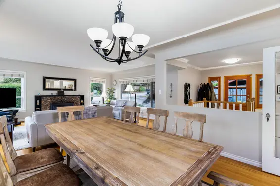 1335 Ridgewood Drive, North Vancouver For Sale - image 11