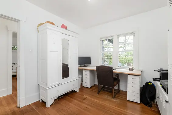 338 East 14th Street, North Vancouver For Sale - image 11