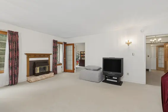 5609 White Pine Lane, North Vancouver For Sale - image 35