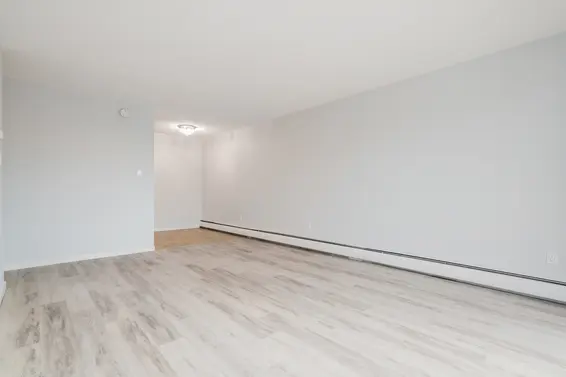 206 131 West 4th Street, North Vancouver For Sale - image 4