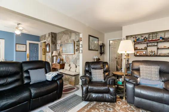 1265 Emerson Way, North Vancouver For Sale - image 19