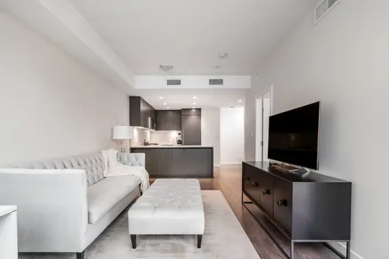 1509 112 East 13th Street, North Vancouver For Sale - image 4