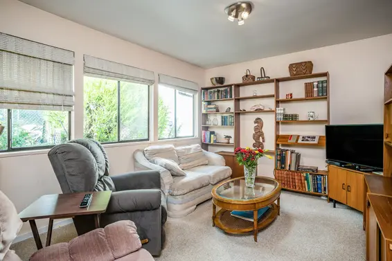 1174 Shavington Street, North Vancouver For Sale - image 15