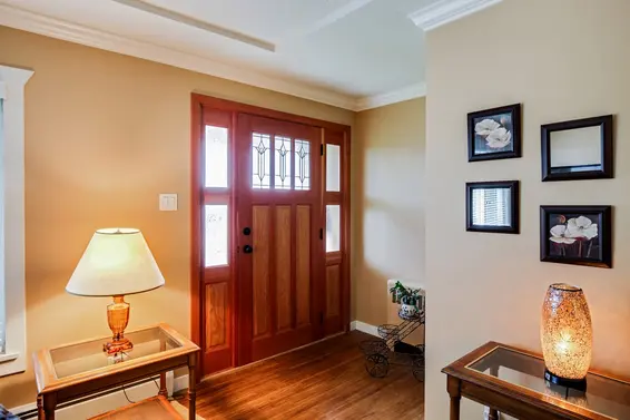 618 East 7th Street, North Vancouver For Sale - image 1