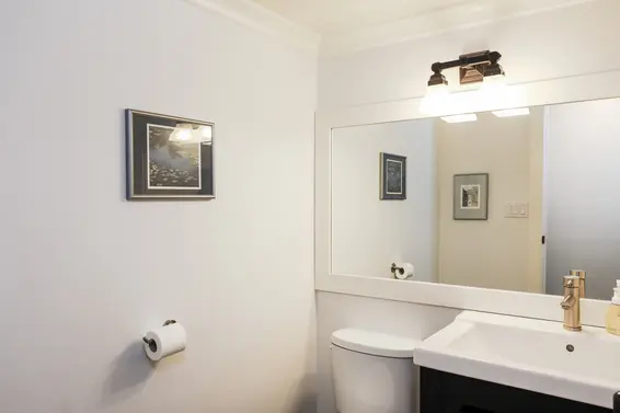 Main floor bathroom - 43-900 West 17th Street  