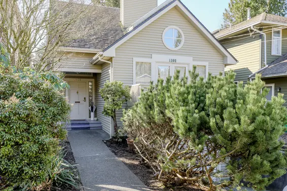 1101 Clements Avenue, North Vancouver  