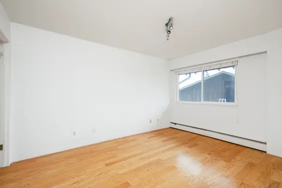801-555 W 28th Street, North Vancouver - Master Bedroom 2  