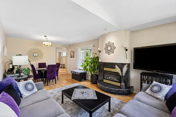 407 East 1st Street, North Vancouver For Sale - image 19