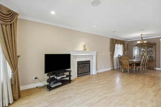 255 East 21st Street, North Vancouver For Sale - image 8